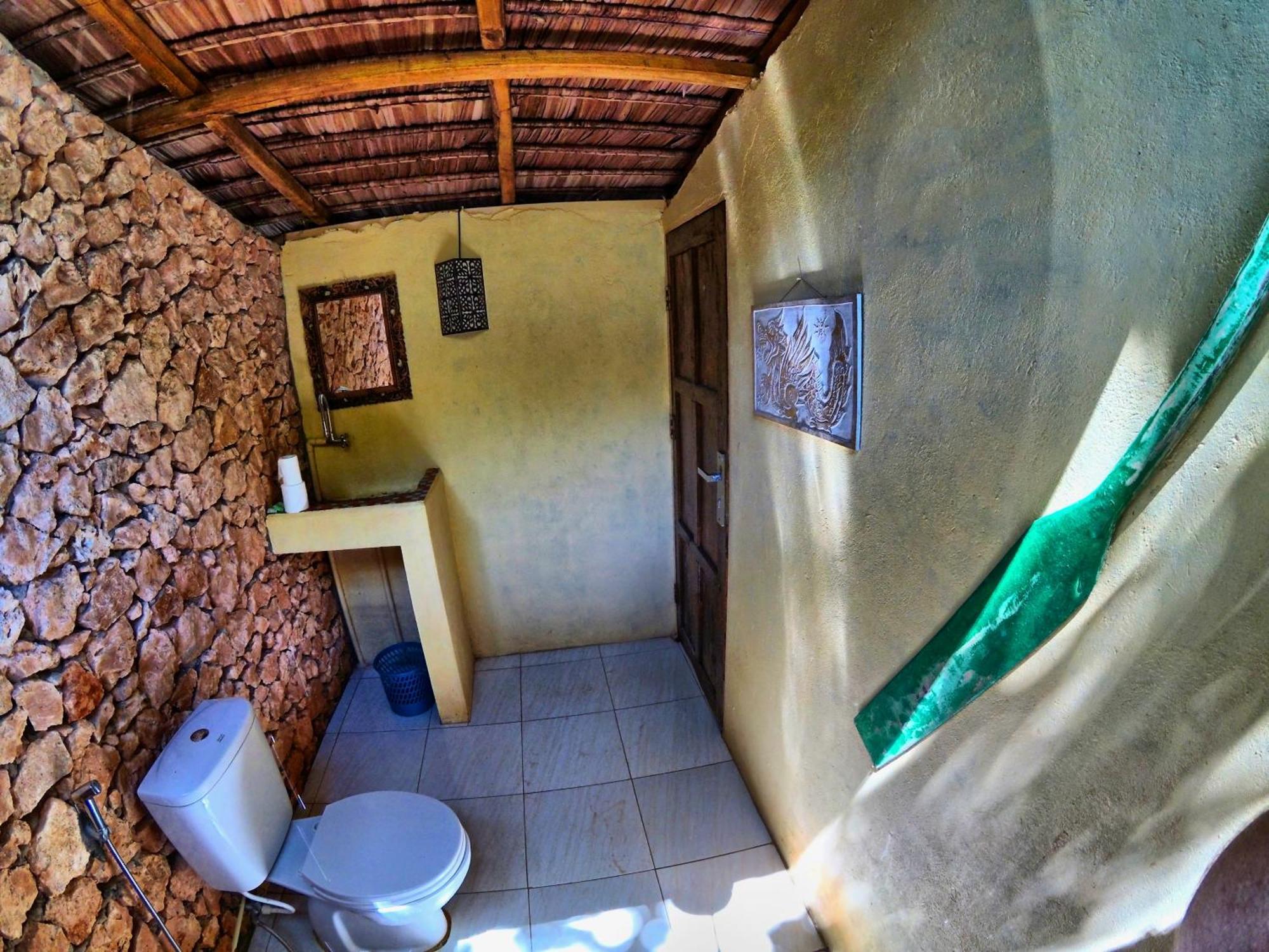 Cosmos Bungalows Bira Kültér fotó
