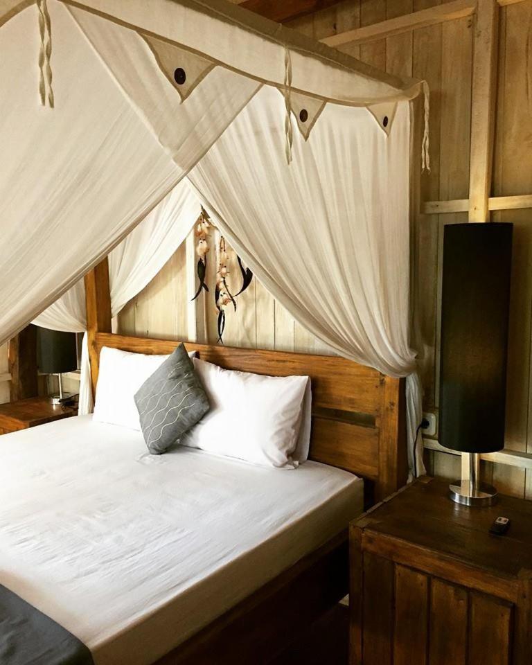Cosmos Bungalows Bira Kültér fotó
